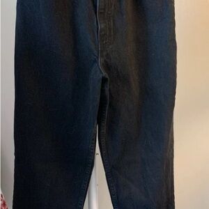 Vintage Chic jeans size 8. Tall black denim jeans. High waist tapered leg